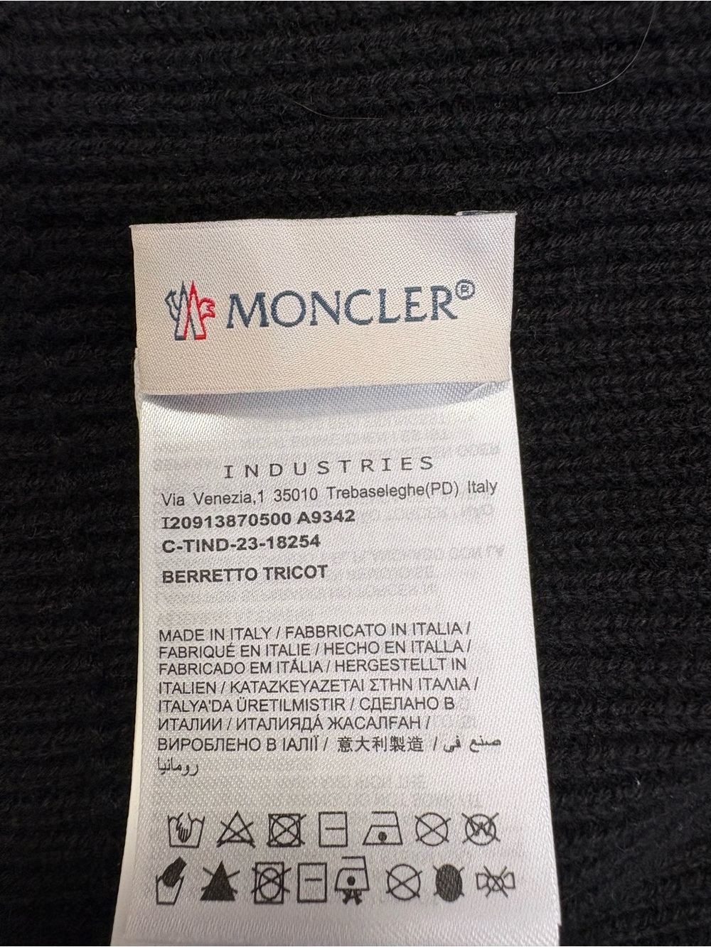 Moncler Black Rib-Knit Beanie 🖤 | Authentic - Picture 4 of 6